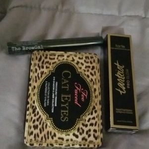 bundle of too faced and tarte